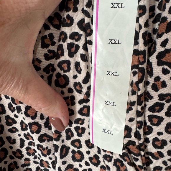 ❤️NWT ANIMAL PRINT SHELL/TANK/TOP XXLARGE - Picture 2 of 4